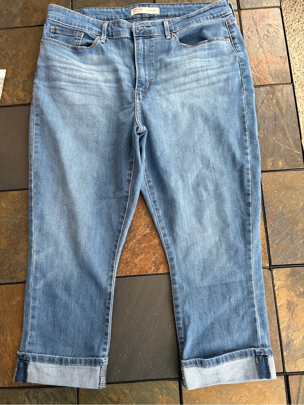 Signature by Levi Strauss Light Blue Capris